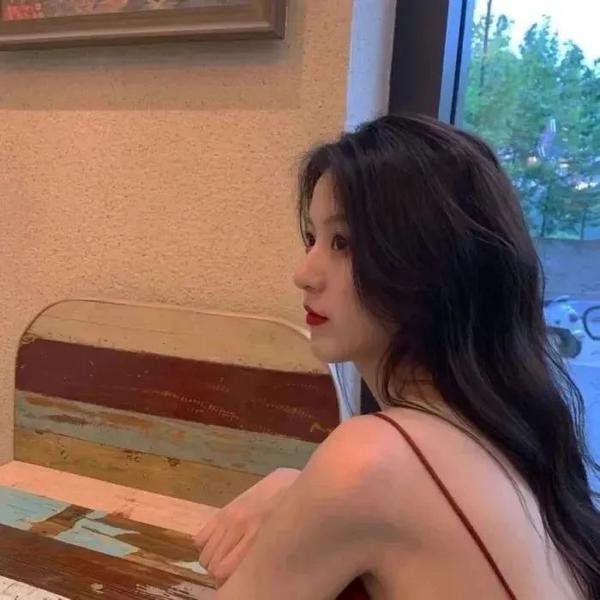 无手的少女